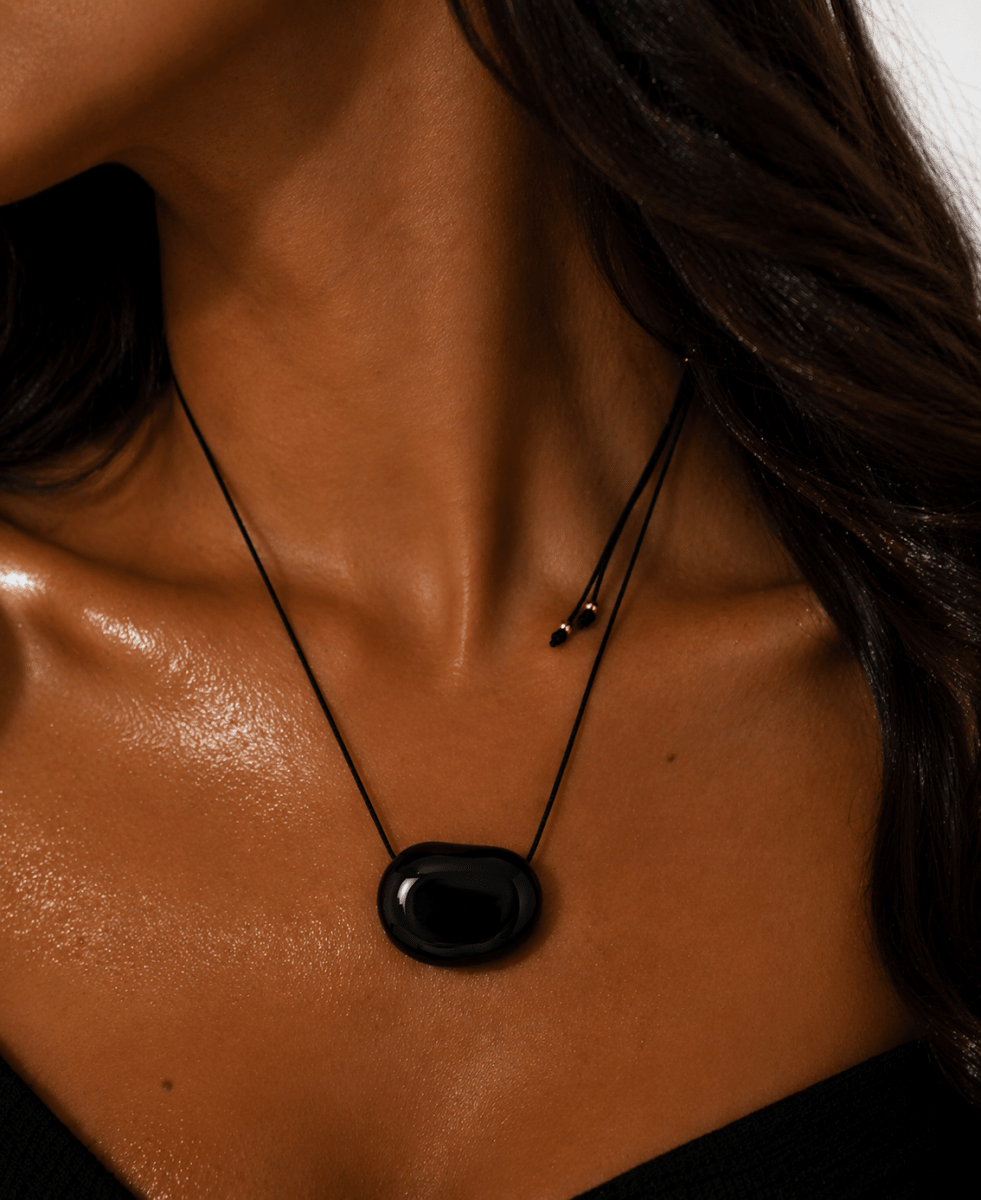 ONYX STONE NECKLACE - ÉCLAT MARBELLA