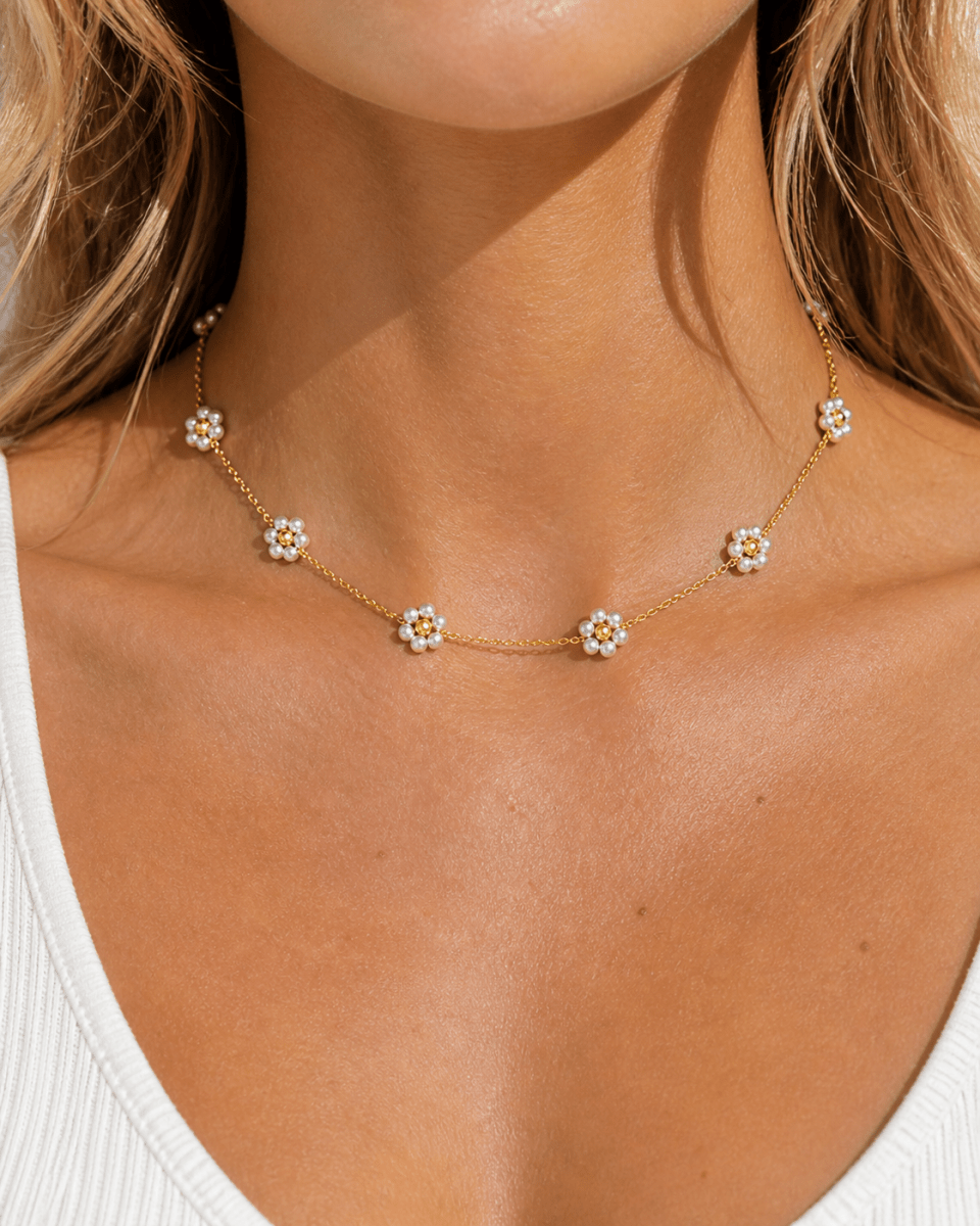 Pearl Daisy Chain Necklace - ÉCLAT MARBELLA